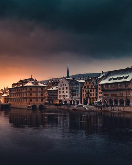 Les meilleures villes à visiter en Novembre Meilleures villes: Zurich