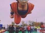 ballon gonflable géant Goku pour Thanksgiving