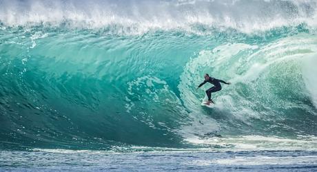 Surf : 3 bonnes raisons de s’adonner à cette activité