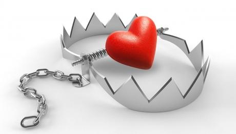 Neuf étrangers et un français mort