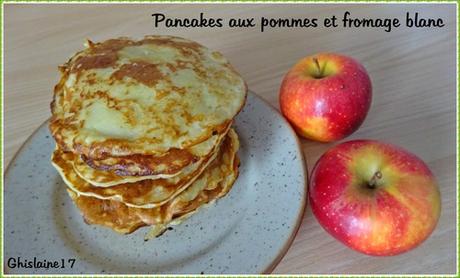 Pancakes aux pommes et fromage blanc