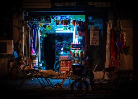 [PHOTOGRAPHIE] : Nightshift, Un voyage dans les échoppes de nuit de Shanghai