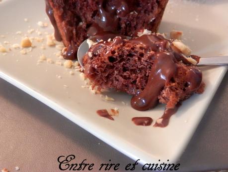 Muffin ultra moelleux chocolat-noisettes (sans beurre) et sa sauce