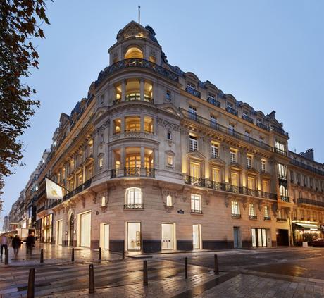 Apple Champs-Élysées ouvrira ce dimanche sur la célèbre avenue parisienne