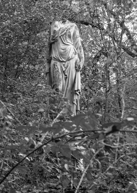 Ici même les statues Ici même les statues