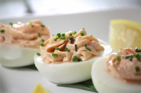 Recette oeufs farcis au saumon ww