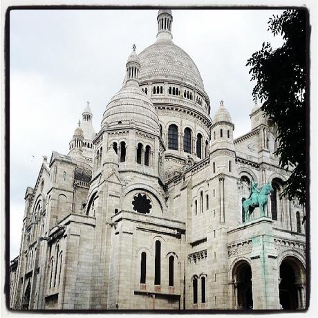 Gros plan sur la Basilique du Sacré Coeur de Montmartre
