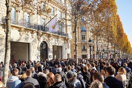 Le nouvel Apple Store des Champs-Élysées est ouvert ! Le nouvel Apple Store des Champs-Élysées est ouvert !