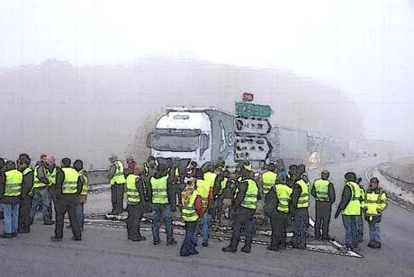 Gilets jaunes : démocratie des urnes et grognement des rues Gilets jaunes : démocratie des urnes et grognement des rues