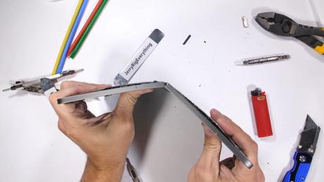 Le nouvel iPad Pro 2018 est-il facilement pliable ?