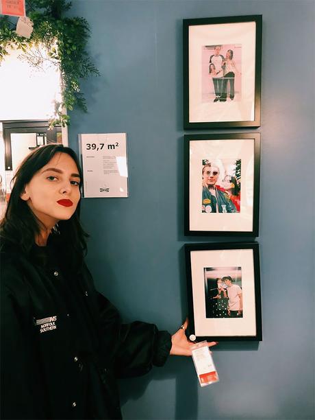 Ils encadrent 100 photos de leur couple chez IKEA