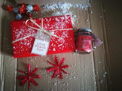 Unboxing: Découvrez la box de Noël offert par France Loisirs