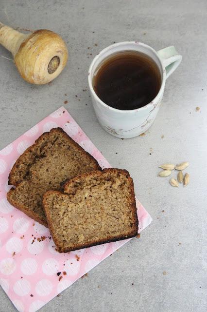 Cuillère et saladier : Cake panais-cardamone (vegan)