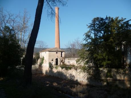 histoire,manufacture royale,villeneuvette,clermont l'hérault,draps,textiles