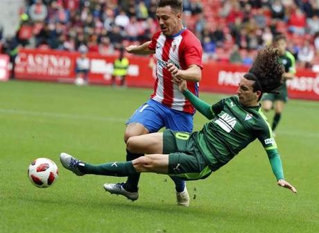 Le Barça peut-il récupérer Cucurella ?