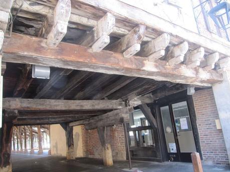 La France - Chatillon sur Chalaronne - les Halles