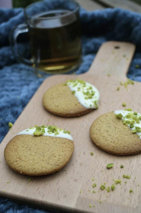 Mes biscuits aux épices, chocolat blanc & à la pistache – PIXTER biscuit_pistache_pixter