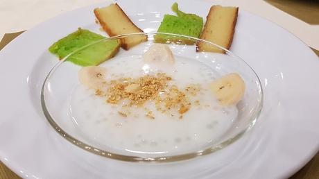 Soirée de soutien aux femmes engagées du Vietnam Banane sucrée au lait de coco - Petits soufflés du Vietnam