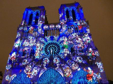 La France - Notre Dame de Paris.....