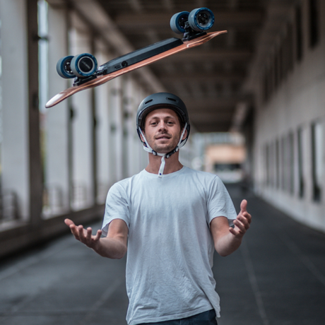 Skateboard électrique : nouvelle tendance urbaine - Photo elwing boards