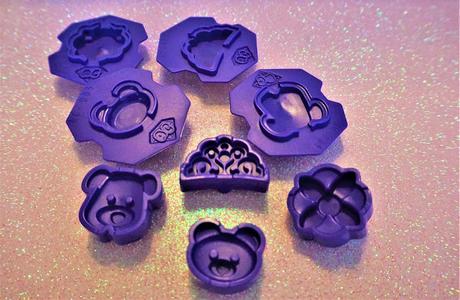 Crée tes bijoux en cristaux, avec Dujardin ! Crée tes bijoux en cristaux, avec Dujardin !