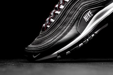 La Nike Air Max 97 Premium Future Forward est disponible chez Footshop Nike Air Max 97 Premium Future Forward