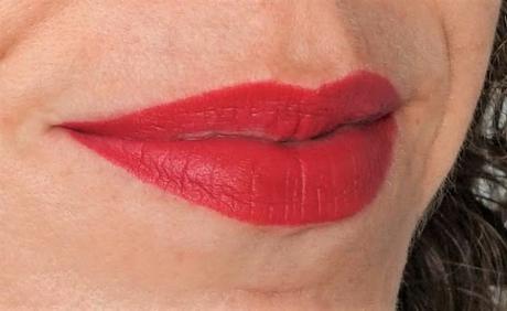 Cookie's Make Up rend le mat confortable Cookie's Make Up rend le mat confortable
