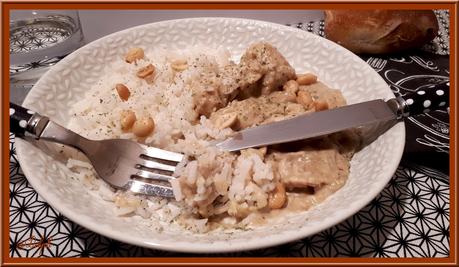 Filets de dinde au lait de coco et beurre de cacahuètes