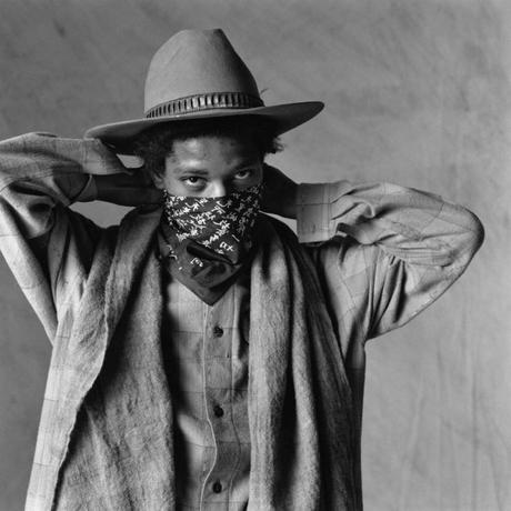 Un shooting exclusif de Basquiat en Issey Miyake vient de refaire surface