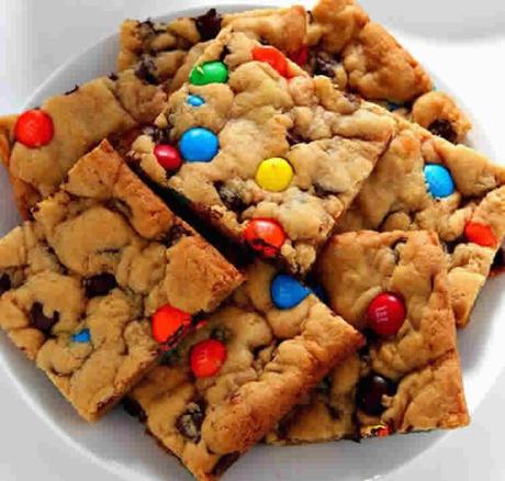 Barre cookies au chocolat et M&M’s Barre cookies au chocolat et M&M’s