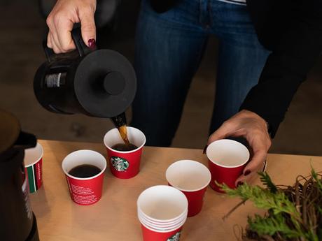 Café Starbucks & confection de couronne de Noël !