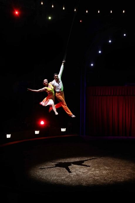 Origines par Alexis Gruss : un show détonnant de haute voltige ! Origines par Alexis Gruss : un show détonnant de haute voltige !