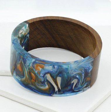 Joue la carte de l’audace et enflamme tes basiques pour les fêtes !