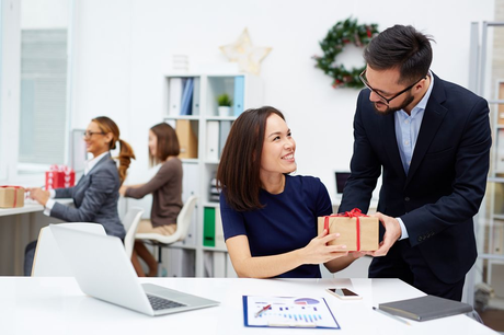 #Sondage emploi #WITY : Les Français ne se font pas de cadeaux en entreprise... pour Noël !