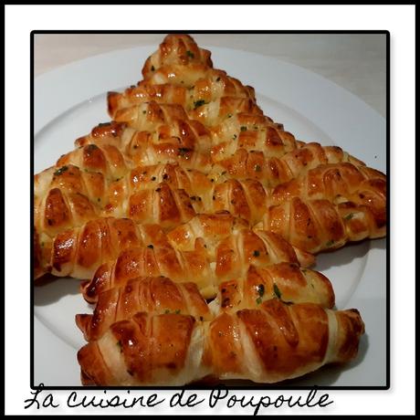 Sapin feuilleté, fromage ail et fine herbe Sapin feuilleté, fromage ail et fine herbe