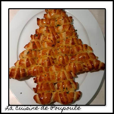 Sapin feuilleté, fromage ail et fine herbe Sapin feuilleté, fromage ail et fine herbe