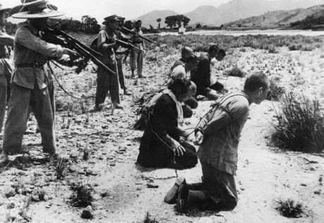 Grondant Dragon Tari d'Irréalités