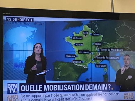Roquemaure le centre du monde ? Roquemaure le centre du monde ?