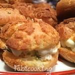 Choux garnis au crabe et wasabi