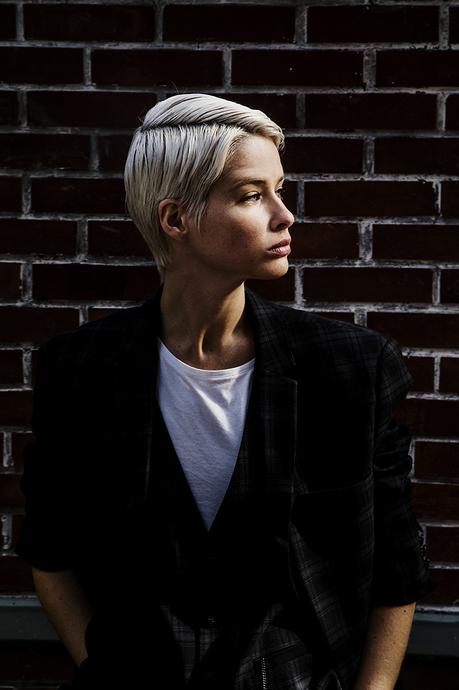 Look At Me Now : Chloé François par Romain Rigal (exclusif) Look At Me Now : Chloé François par Romain Rigal (exclusif)