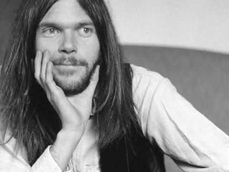 Blonde & Idiote Bassesse Inoubliable*******************On The Beach de Neil Young