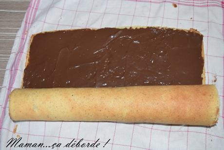 Bûche roulée chocolat, noisette et praliné