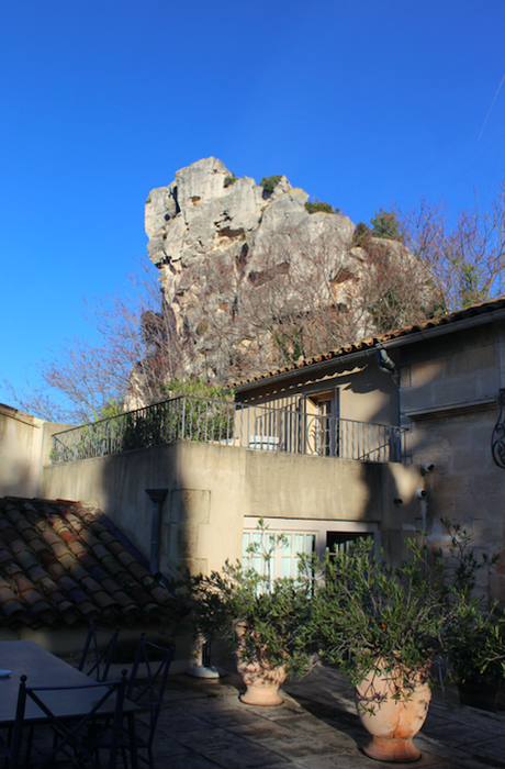 UNE NUIT À L’OUSTAU DE BAUMANIÈRE – LES BAUX DE PROVENCE