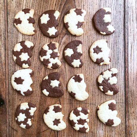 bredele de lunes étoilées et biscuits roulés chocolat-vanille