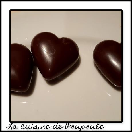 Chocolat noir cœur praliné aux noisettes