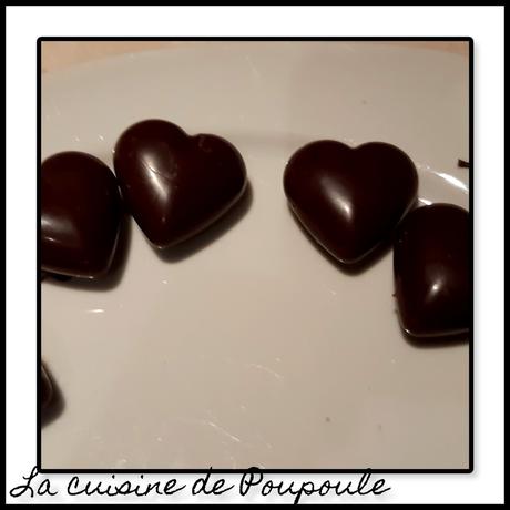 Chocolat noir cœur praliné aux noisettes