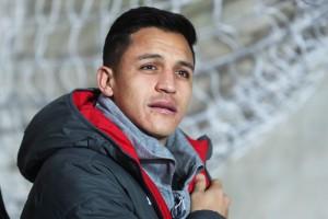 Man United : Polémique Mourinho, Alexis Sanchez rompt le silence