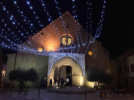 Joyeux Noel depuis mon église de Roquemaure