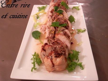 Rôti de poulet farci aux pistaches, figues et Porto - Noël 2018 Rôti de poulet farci aux pistaches, figues et Porto - Noël 2018