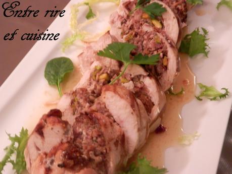 Rôti de poulet farci aux pistaches, figues et Porto - Noël 2018 Rôti de poulet farci aux pistaches, figues et Porto - Noël 2018